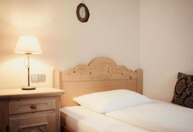 コンフォートシングルルーム, Kristallhotel Corona Krone
