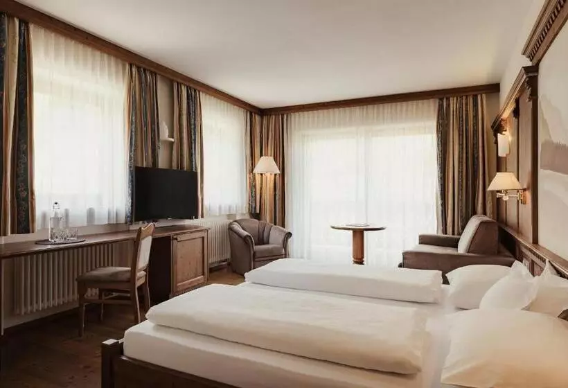 バルコニー付きスーペリアルーム, Kristallhotel Corona Krone