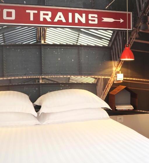 컴포트 룸, L’échappée Belle