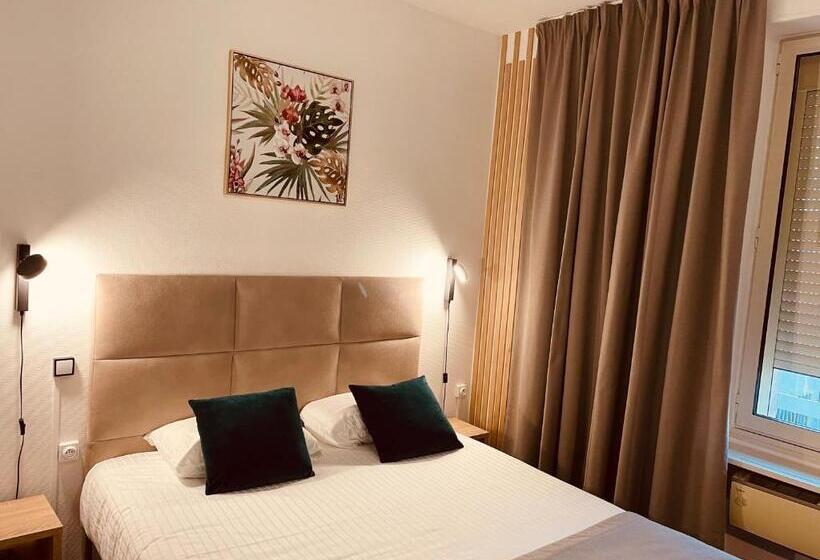 스탠다드 룸, Logis Le Passiflore Cognac