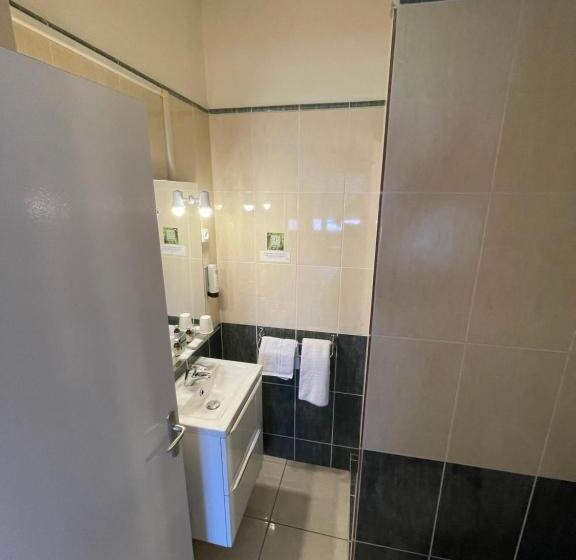 스탠다드 룸, Logis Le Passiflore Cognac