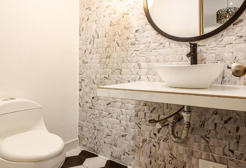 スタンダードトリプルルーム, Manantial Melgar