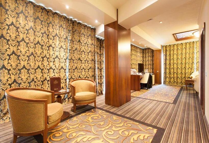 Апартаменты 1 Спальня, Metropolis