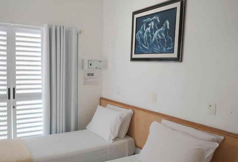 اتاق سوپریور, Palmar