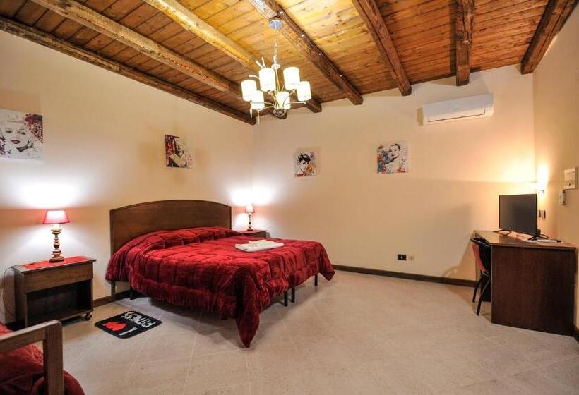 Номер Стандарт Трехместный, Piccolo