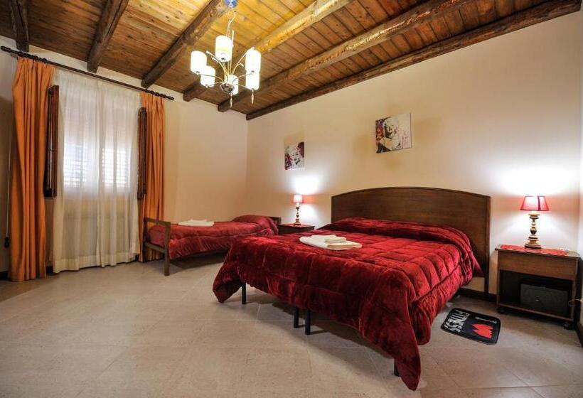 Номер Стандарт Трехместный, Piccolo