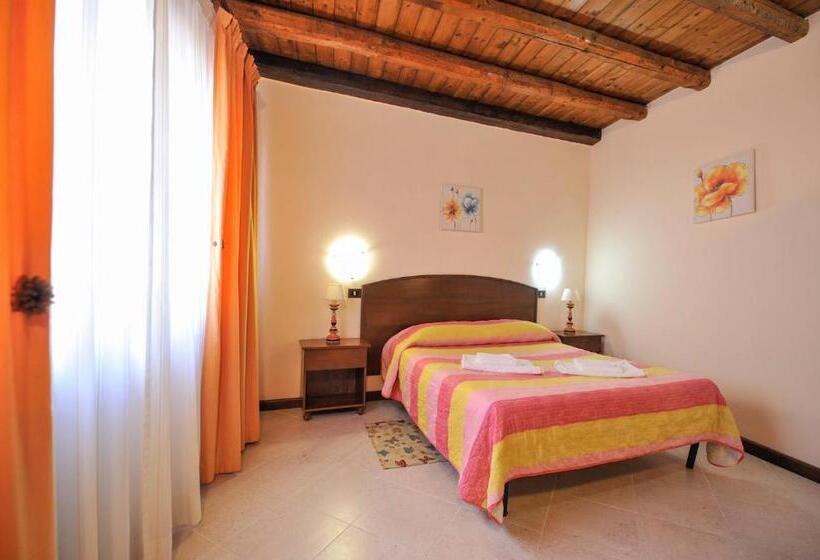 Номер Стандарт, Piccolo