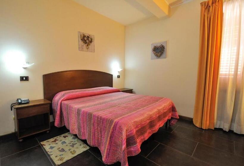 Номер Стандарт, Piccolo