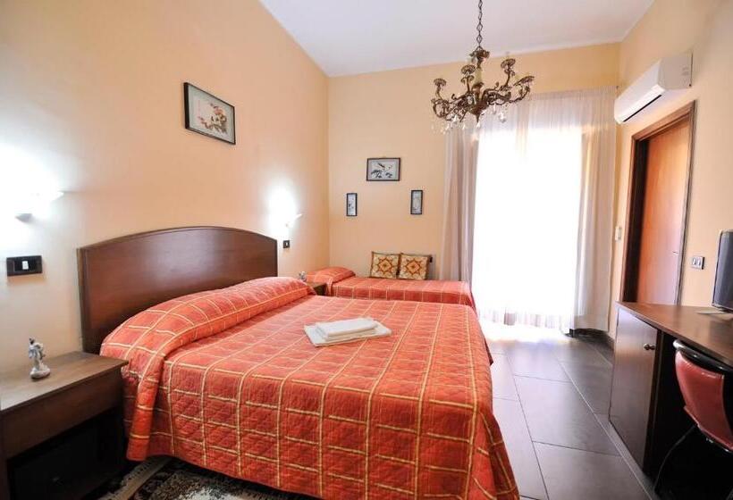 Четырехместный Номер Стандарт, Piccolo