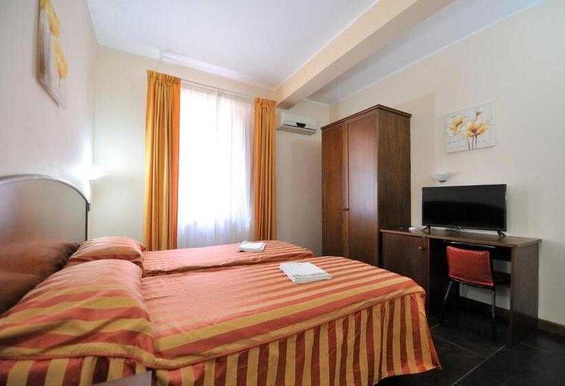 Номер Стандарт, Piccolo