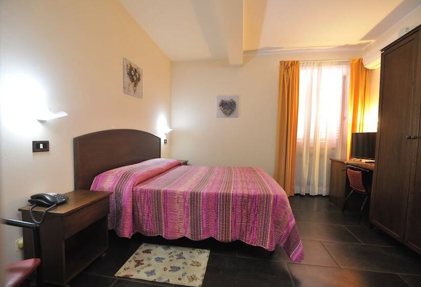 Номер Стандарт Индивидуальный, Piccolo