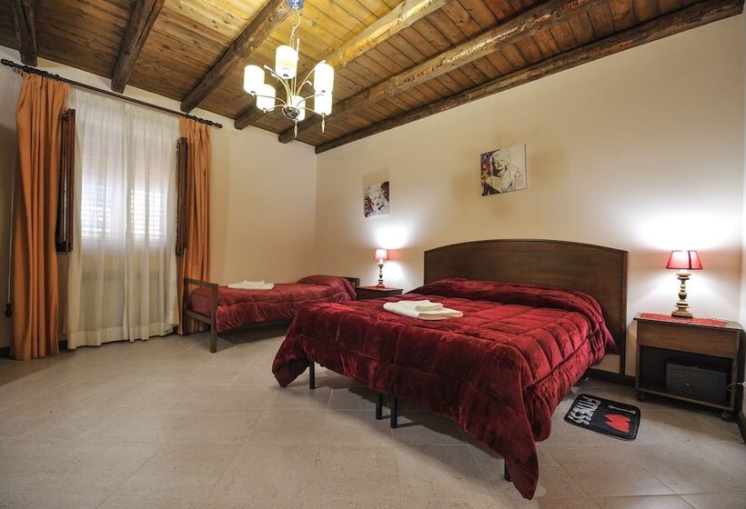 Номер Стандарт Трехместный, Piccolo