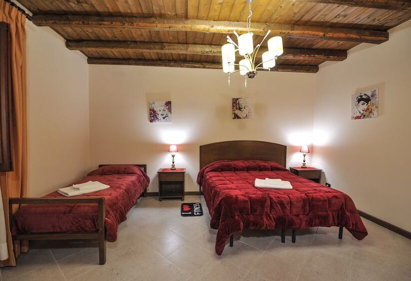 Номер Стандарт Трехместный, Piccolo