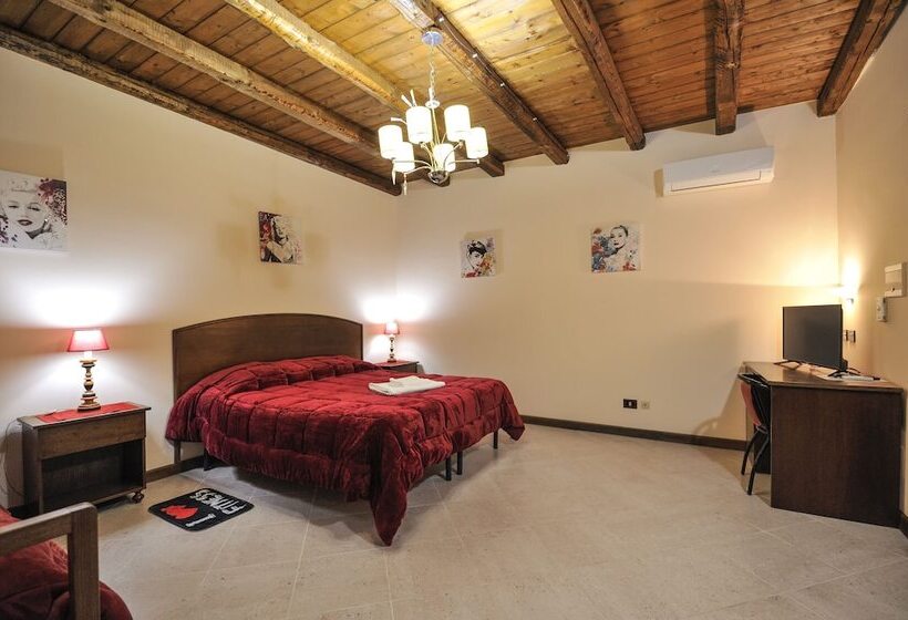 Номер Стандарт Трехместный, Piccolo