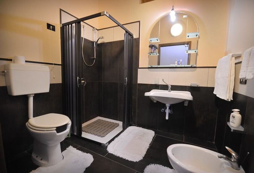 Номер Стандарт Трехместный, Piccolo