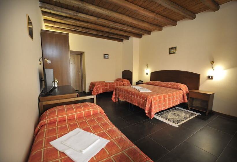 Четырехместный Номер Стандарт, Piccolo