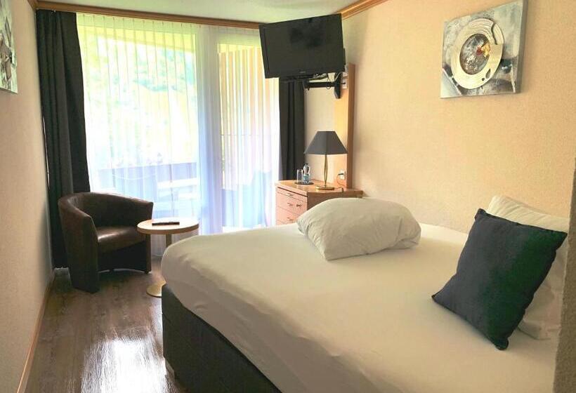 スタンダードシングルルーム, Quellenhof Leukerbad