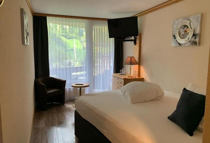 スタンダードシングルルーム, Quellenhof Leukerbad