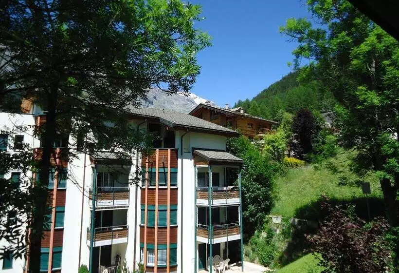 Perhehuone, Quellenhof Leukerbad