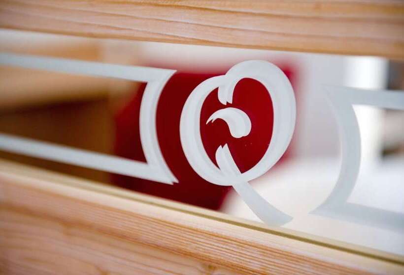 バルコニー付きスタンダードルーム, Quellenhof Leukerbad