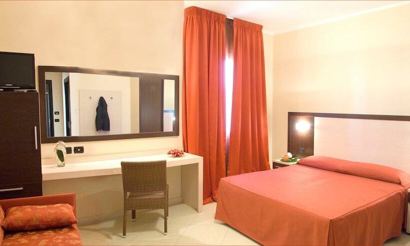 חדר קומפורט לשלושה, Risberg