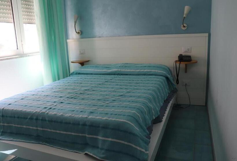 标准单人间, Rock Garden