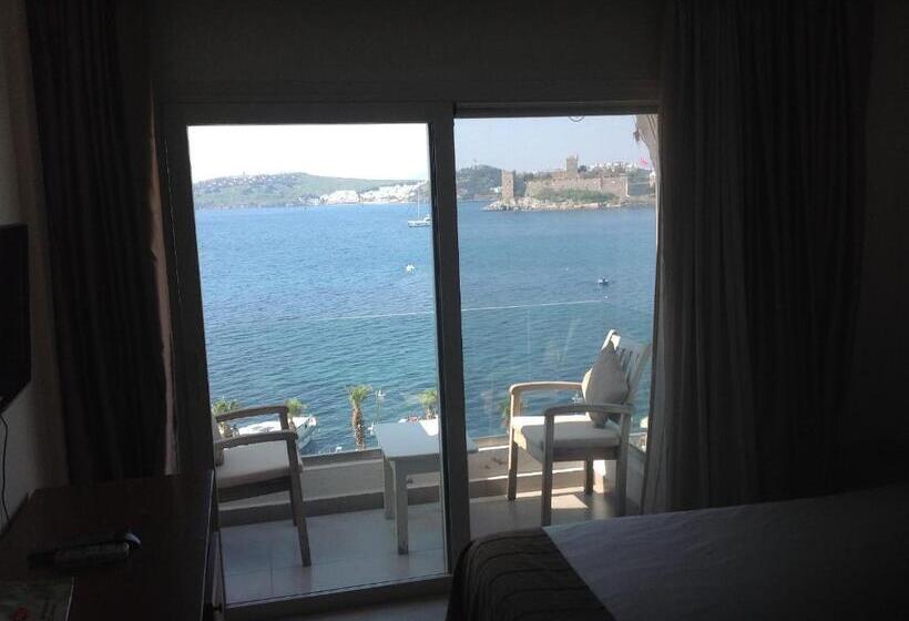 Номер Deluxe с Балконом, Bodrum Gulet Otel
