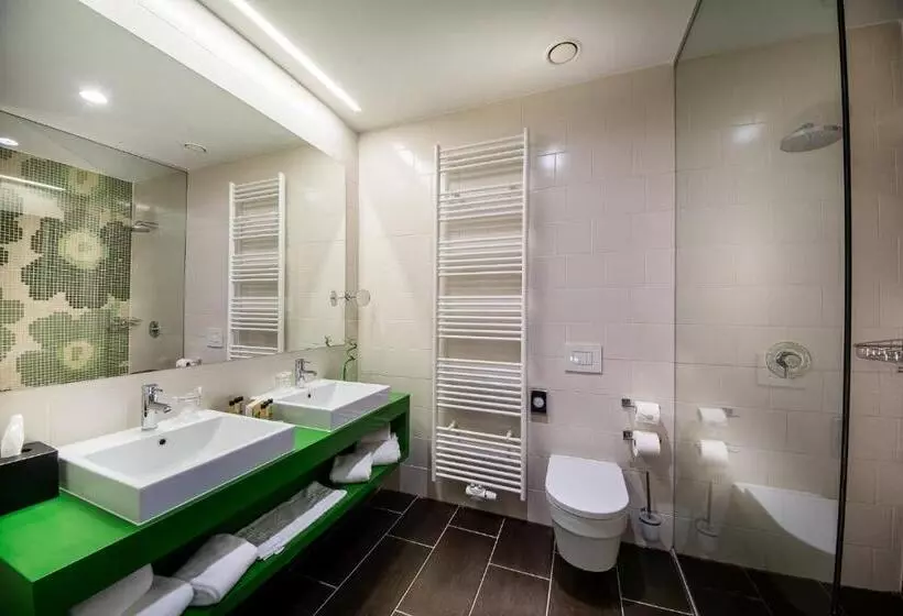 سوئیت با وان آب گرم, Rimske Terme Resort Hotel Rimski Dvor