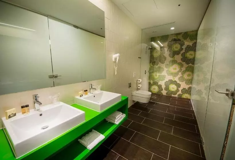 سوییت, Rimske Terme Resort Hotel Rimski Dvor