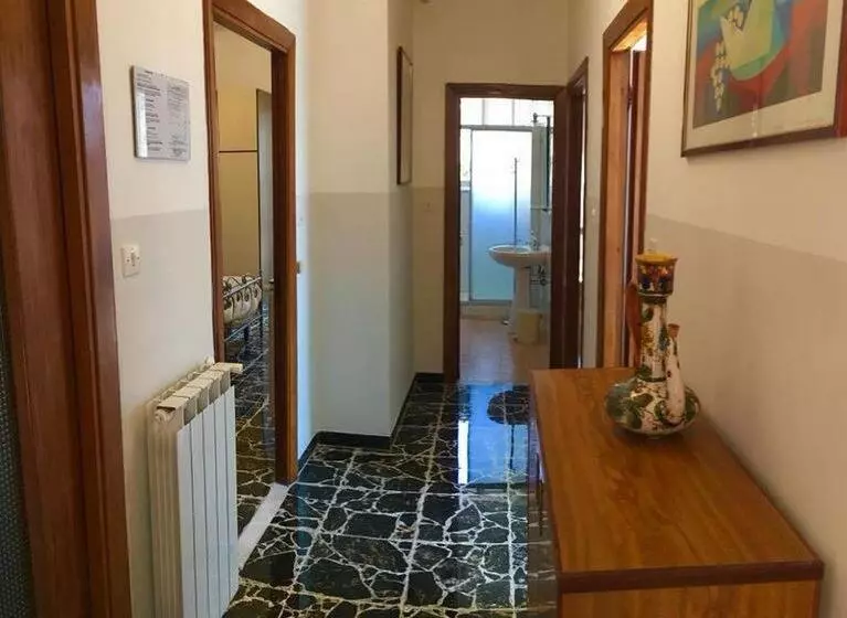 ２ベッドルームアパートメント, Villa Argentina