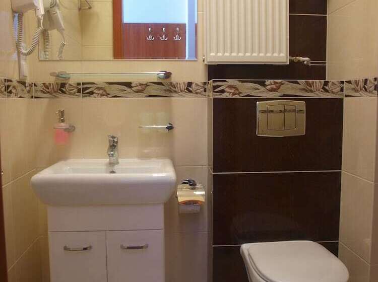 经济房, Villa Jedynak