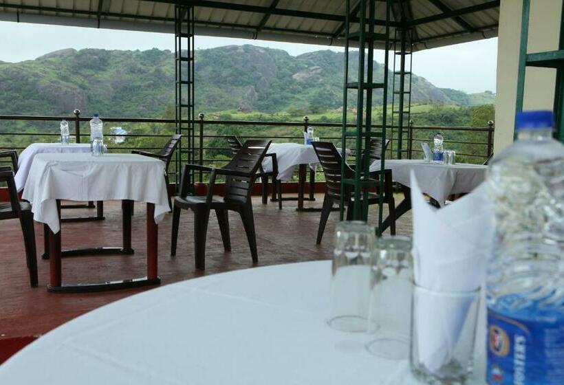 דירת שלושה חדרים, Masco Hill Resort