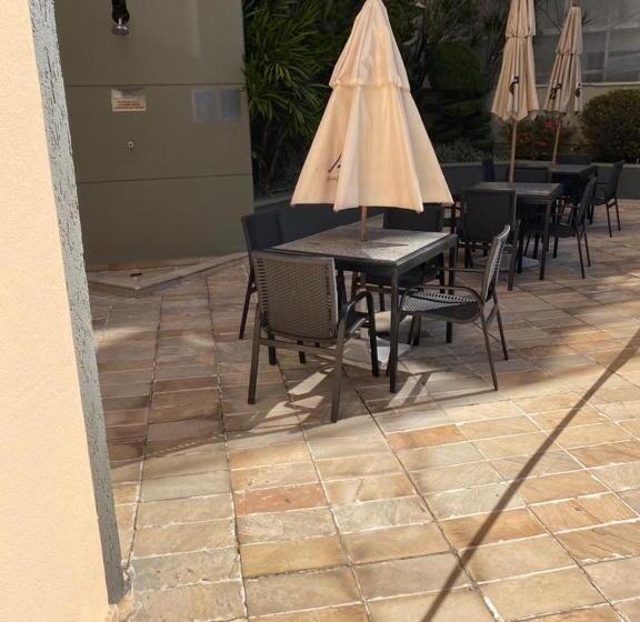 Апартаменты 1 Спальня, Condomínio Max Savassi Superior Apto 1303