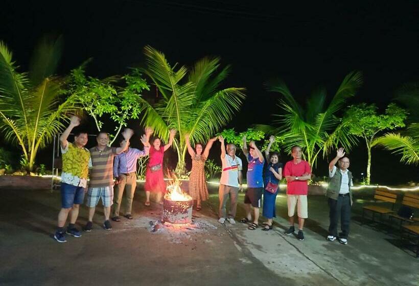 اتاق استاندارد با چشمانداز استخر, Tam Coc Little River Bungalow