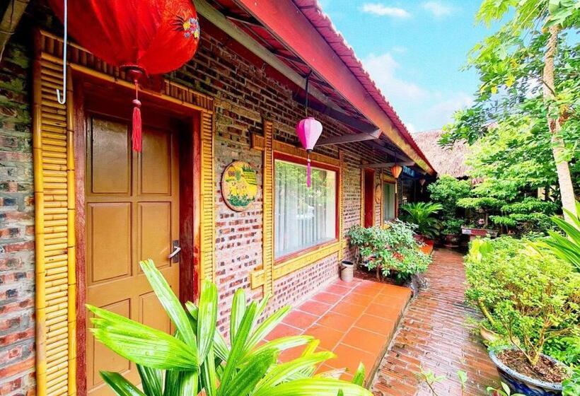 بنگله خانوادگی, Tam Coc Little River Bungalow
