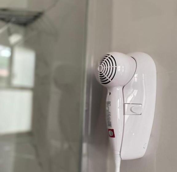 اتاق لوکس, Midtown Salerno