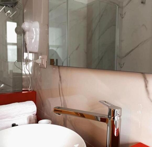 اتاق لوکس, Midtown Salerno