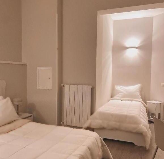 اتاق لوکس, Midtown Salerno