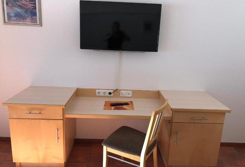 Апартаменты 1 Спальня с Балконом, Garni Apart Wallamotta Silvretta Card Premium Betrieb