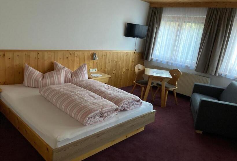 Номер Стандарт Трехместный, Garni Apart Wallamotta Silvretta Card Premium Betrieb