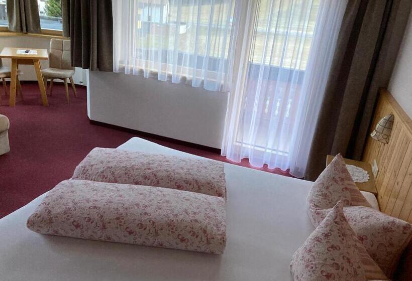 Номер Стандарт Трехместный, Garni Apart Wallamotta Silvretta Card Premium Betrieb