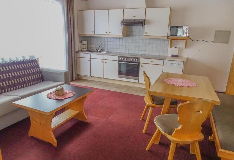 דירת חדר, Garni Apart Wallamotta Silvretta Card Premium Betrieb