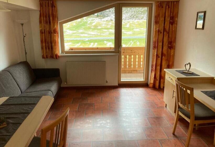 Апартаменты 1 Спальня с Балконом, Garni Apart Wallamotta Silvretta Card Premium Betrieb