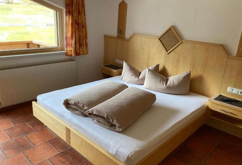 Апартаменты 1 Спальня с Балконом, Garni Apart Wallamotta Silvretta Card Premium Betrieb