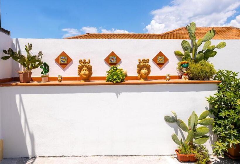 غرفة كلاسيكية رباعية, Sicily In Love   Rooms & Breakfast