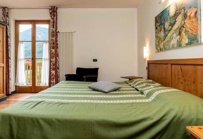 شقة غرفة واحدة, Club Hotel Tenno