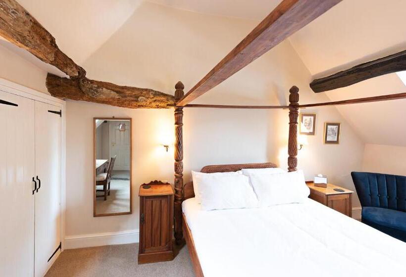 スタンダードルーム, Corinium Hotel & Restaurant