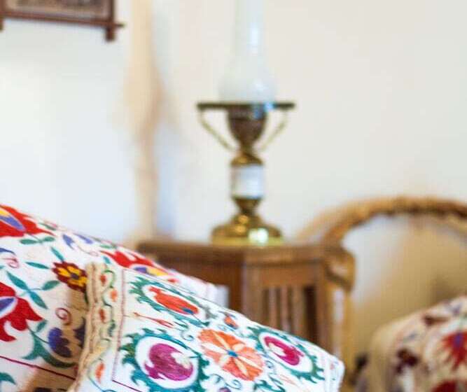 غرفة قياسية, Amulet