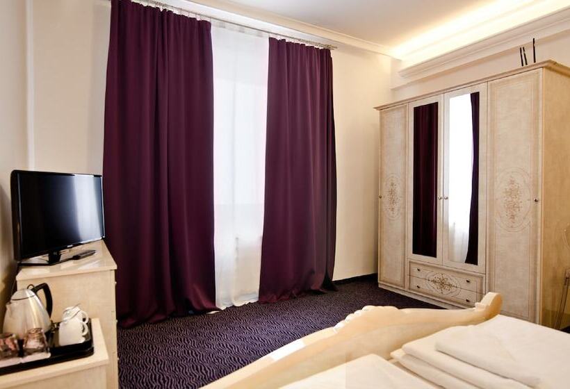 스탠다드 룸, Arcade