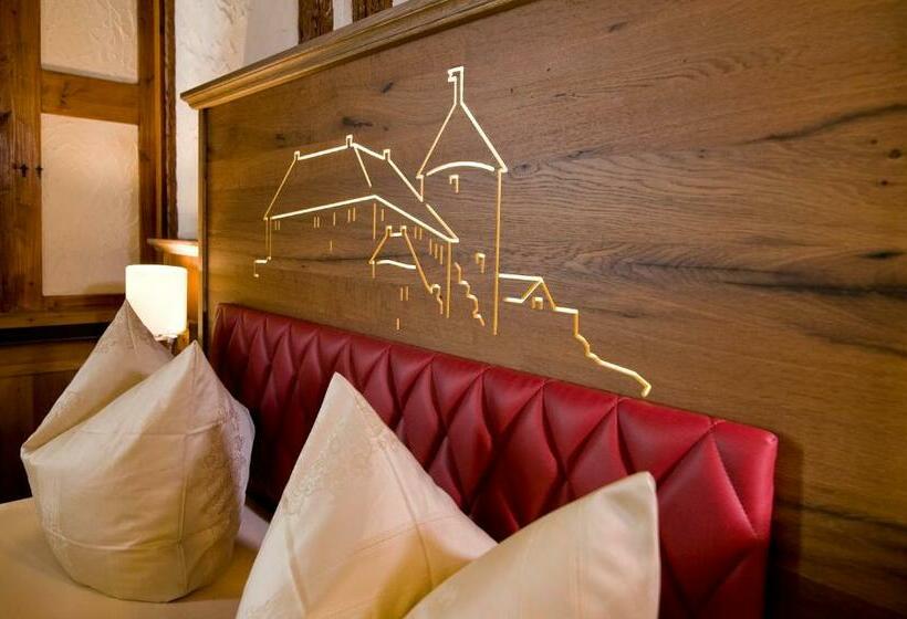 スタンダードルーム, Burg Colmberg